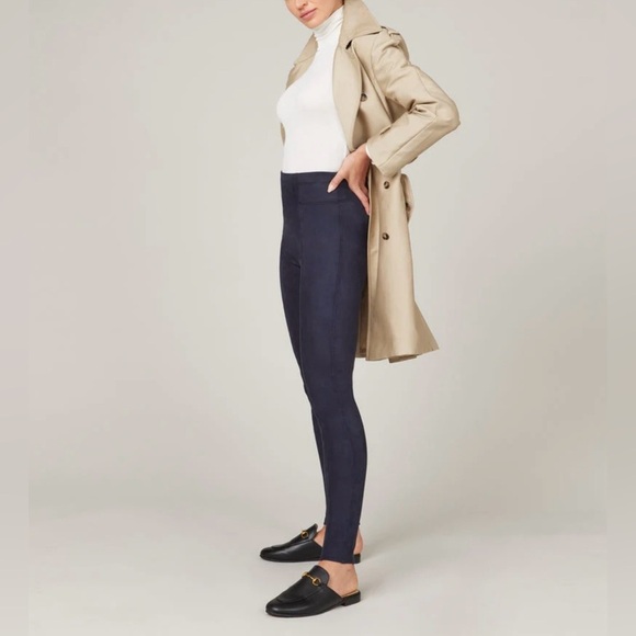 Spanx Faux Suede Leggings Classic Navy - Picture 3 of 16